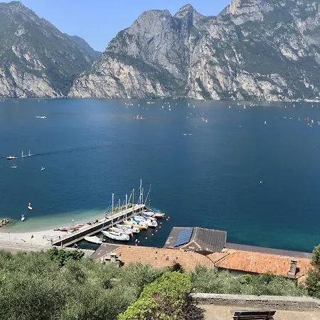 Vistalago Torbole Affittacamere 4*