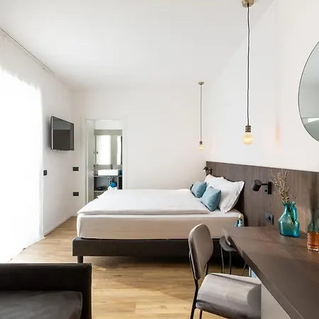 Affittacamere Vistalago Torbole 4*