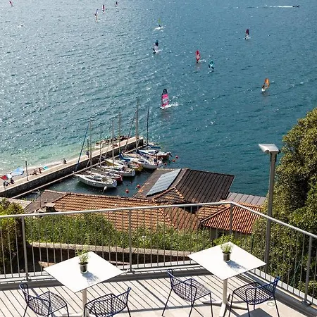 Vistalago Torbole Affittacamere 4*